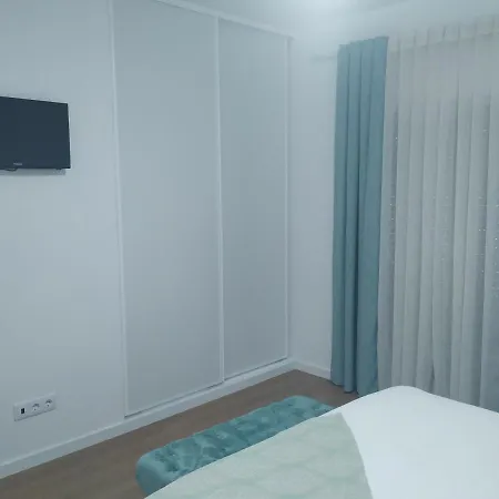 Brava Quarto em Acomodações Particulares